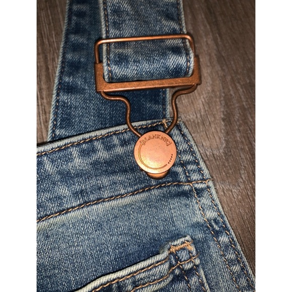 NWT Blank NYC Josey Denim Distressed Overalls size 28 RUNS BIG - Picture 9 of 9